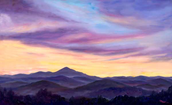 Bright horizon over Mt. Pisgah near Asheville, North Carolina.